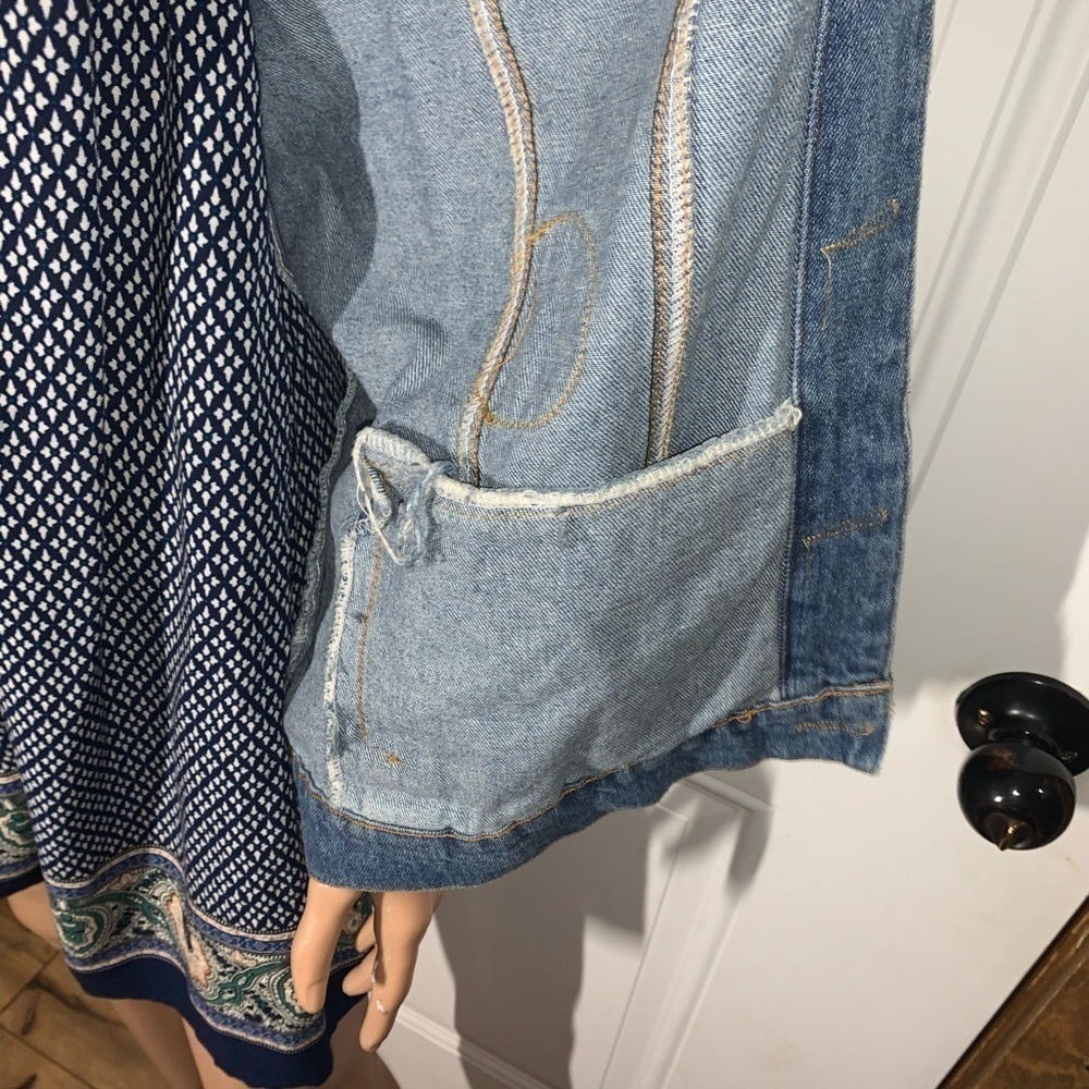 Jean/Denim Jacket with Patches XL - Picture 10 of 12